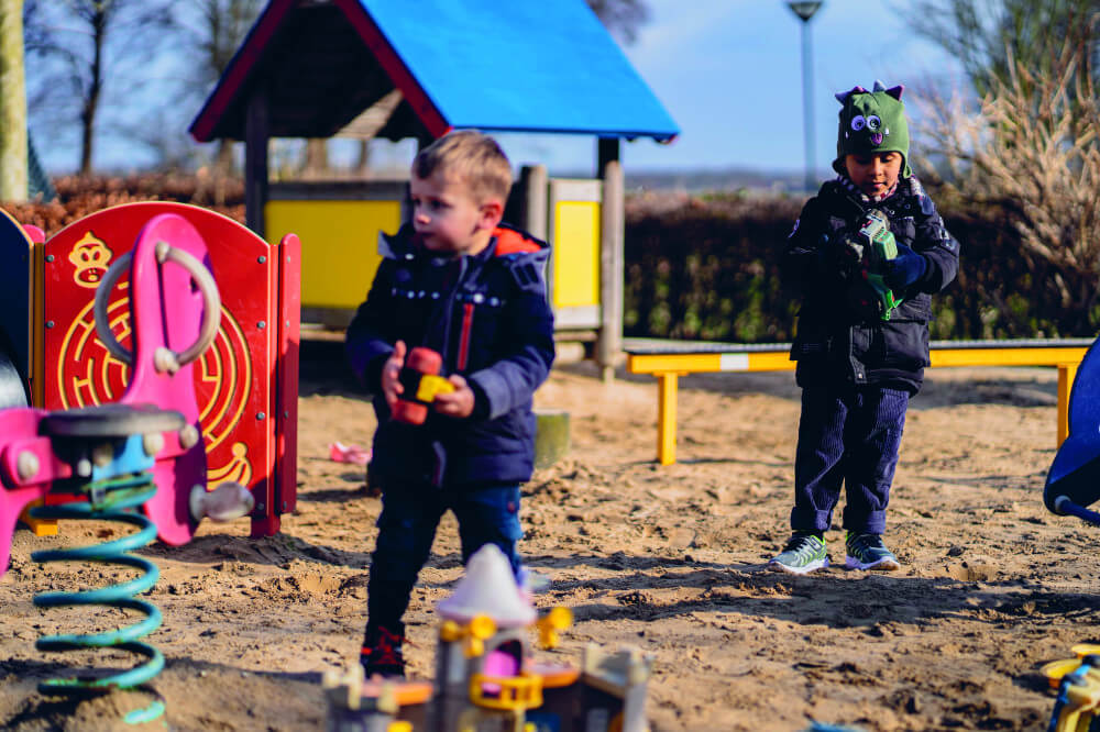 13.spelendekinderen.jpg